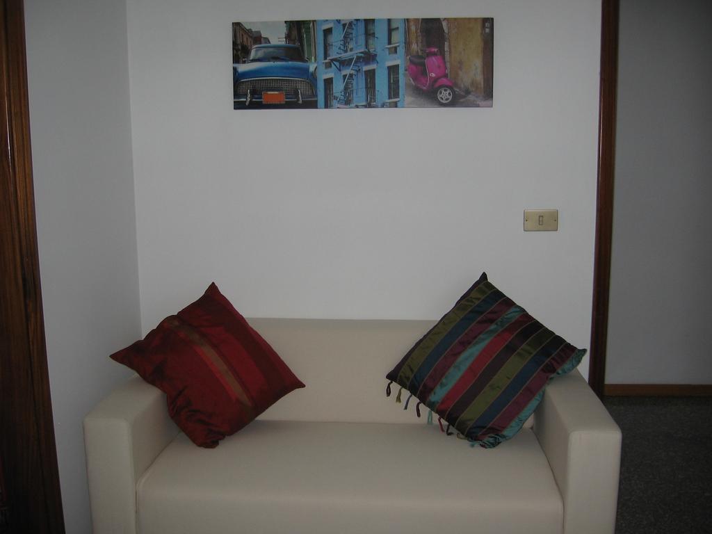 דירות ואסטו Antonella'S House חדר תמונה