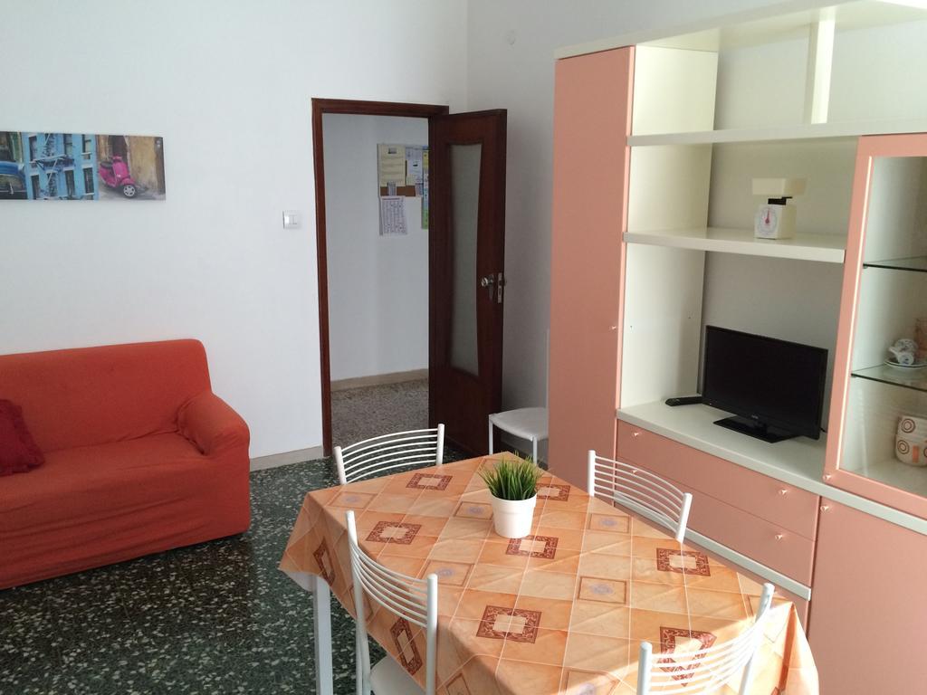 דירות ואסטו Antonella'S House חדר תמונה