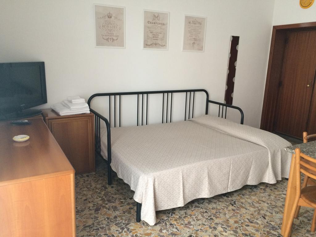 דירות ואסטו Antonella'S House מראה חיצוני תמונה