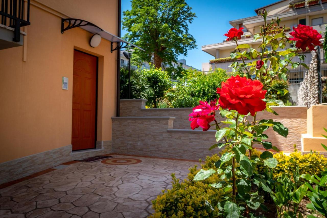 דירות ואסטו Antonella'S House מראה חיצוני תמונה
